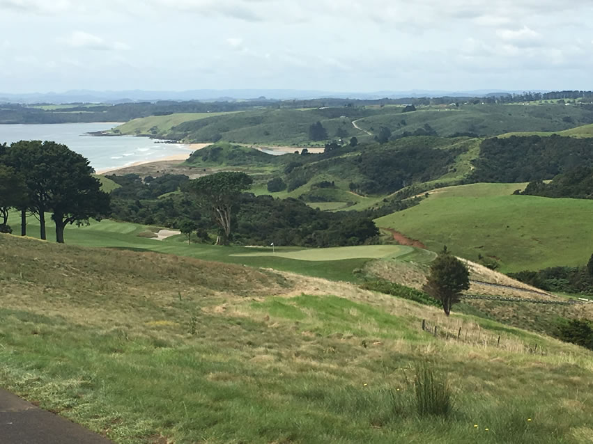 <h2>2018 New Zealand & Australia Golf Cruise</h2>13 Nights | 5-6 Rounds | Auckland to Sydney | February 22 – March 7